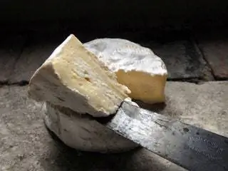 На изображении может находиться бри и еда