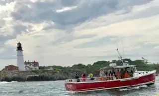 Lucky Cat Cruises Портленд Мэн