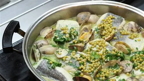 Внутри тайных обществ Сан-СебастьянаЗа едой