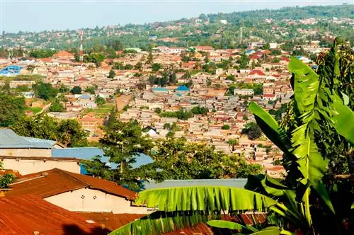 На изображении может находиться на улице пейзаж природа пейзаж вид с воздуха город здание район растения и сельская местность