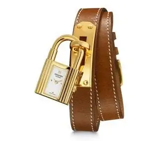 Это изображение может содержать аксессуары Ремень и пряжка для аксессуаров