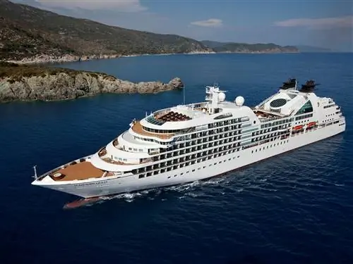 Это изображение может содержать транспортное средство Транспорт Лодка Корабль Круизный корабль Океан На открытом воздухе Природа Вода и море