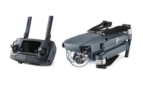 Сложенный Mavic Pro и его контроллер, который можно использовать отдельно или вместе со смартфоном.