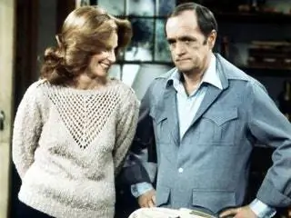На изображении может находиться Bob Newhart Human Person Home Decor Clothing Одежда и рукава