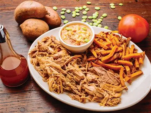 На изображении может находиться растительная пища, хлеб, яйцо, блюдо, мука и овощи