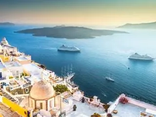 На изображении может находиться Море Океан Вода На улице Природа Земля Береговая линия Лодка Транспорт Транспорт и пейзажи