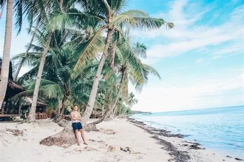 Пляжи острова Сикихор