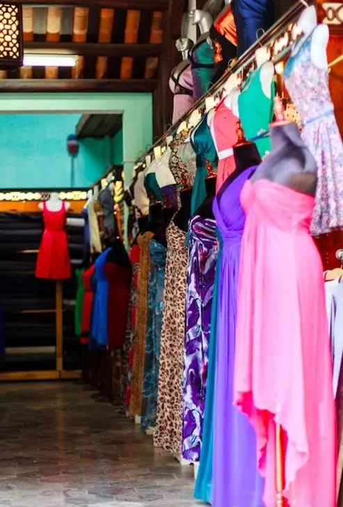 Сколько вы должны заплатить за платье в Hoi An Tailors