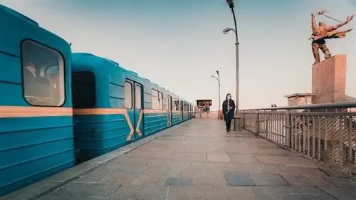 метро в киеве