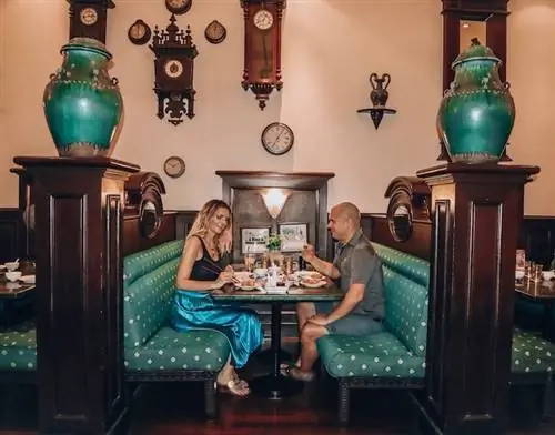 Ресторан Sarkies Majapahit Сурабая