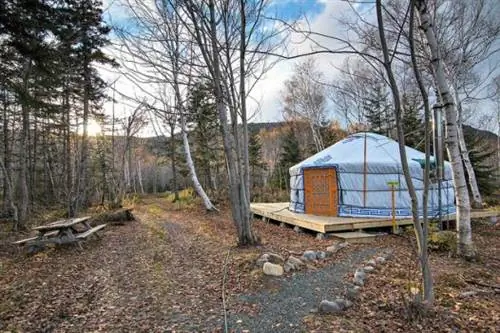 Глэмпинг в Нью-Брансуиче - арендовать юрту для проживания