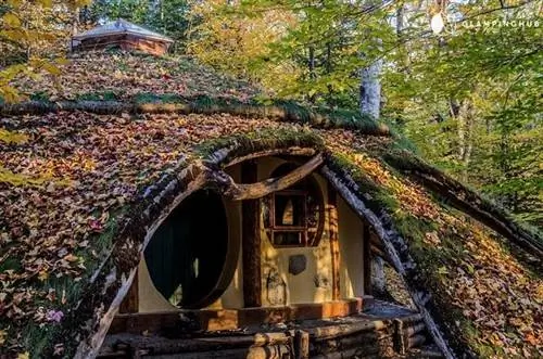 Глэмпинг в Квебеке - снять отель в норе хоббита в Канаде