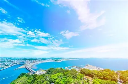 Остров Эношина и дамба Камакура