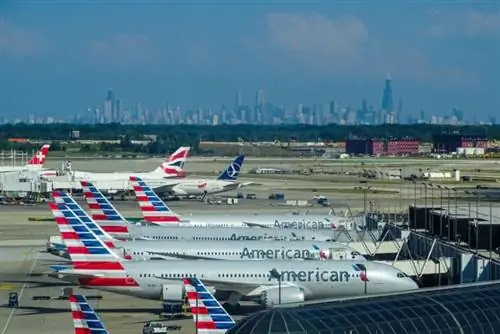 Нервничаете по поводу покупки билетов на самолет? American Airlines отменяет комиссию за изменение на фоне кризиса, вызванного коронавирусом