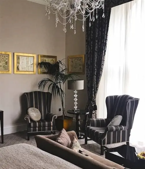 Люкс с кроватью размера «king-size» в отеле Grosvenor в Лондоне