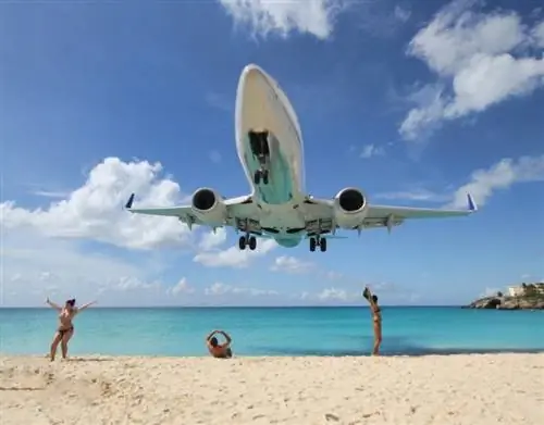 Остров Сен-Мартен вновь откроется для туризма 1 июля.