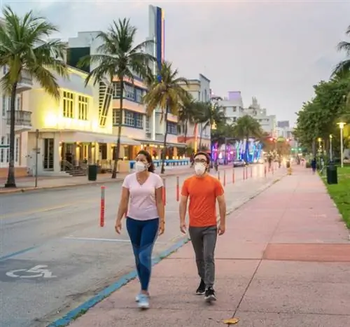 пустые улицы Майами-Бич