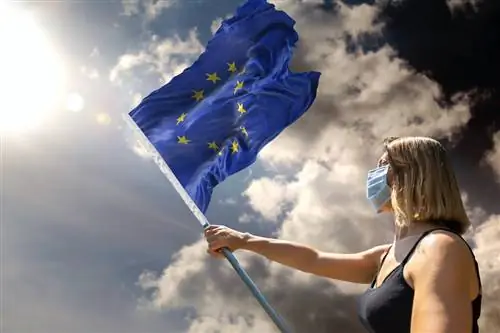 ЕС предлагает ОДНУ простую систему правил путешествий с цветовой кодировкой