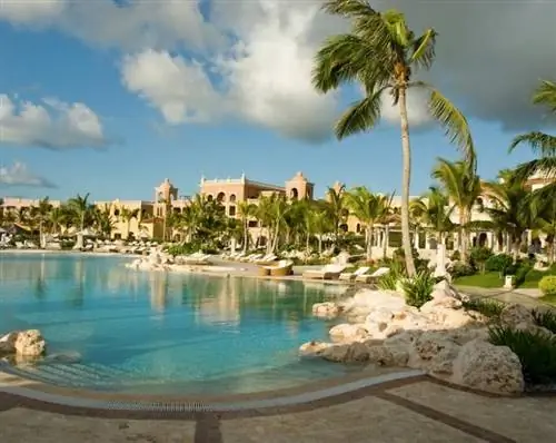 отели открываются во время covid в Доминиканской республике