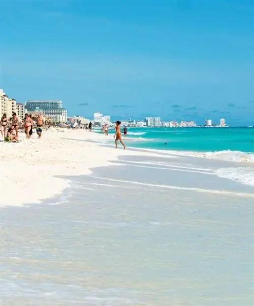 Канкун пляжные туристы