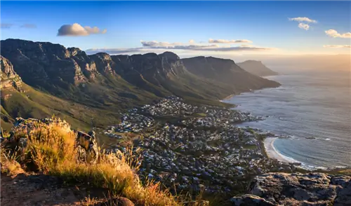 Великобритания вводит запрет на поездки в Южную Африку из-за нового штамма вируса