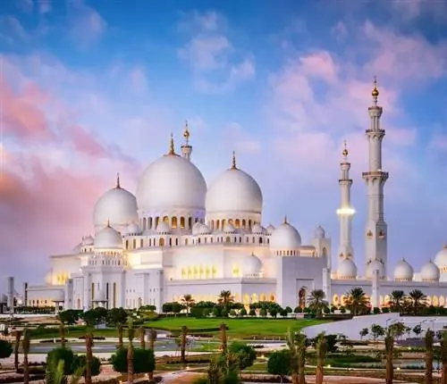 Абу-Даби вновь открывается для туризма