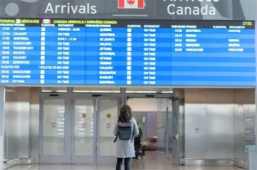 Канада теперь требует подтверждения отрицательного ПЦР-теста перед въездом