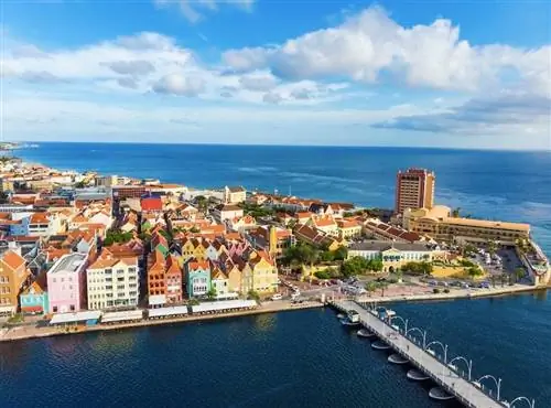 Кюрасао вновь открывается для всех туристов из США