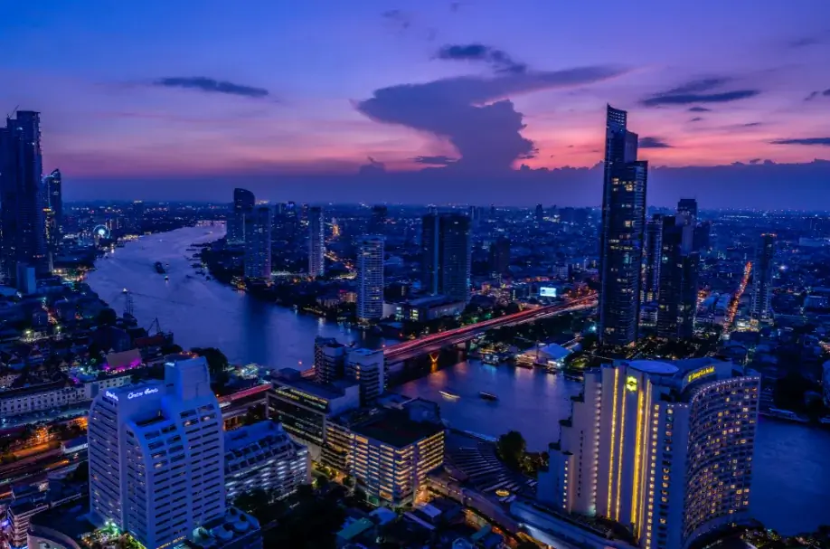 C:\Users\Advice\Desktop\Таиланд рассматривает возможность дальнейших ограничений по мере ухудшения показателей Covid-19-p.webp