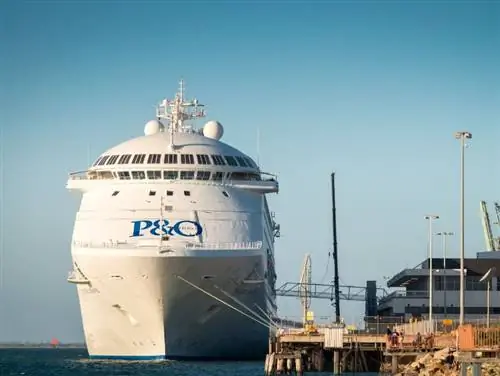 причал круизного лайнера