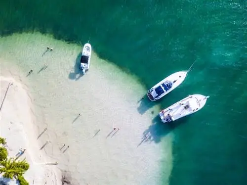 Большой Кайман, Карибский бассейн