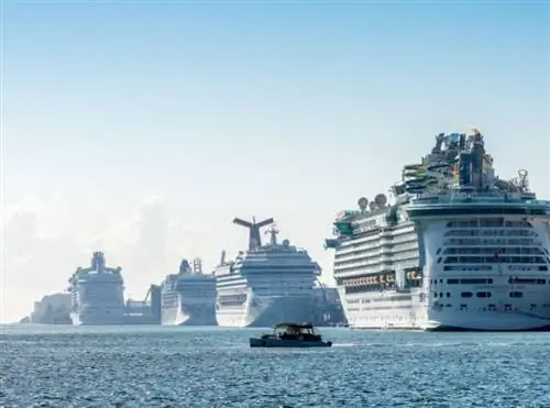 круизные лайнеры в порту Майами