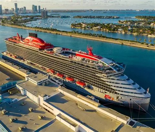Virgin-Voyages-Scarlet-Lady-1