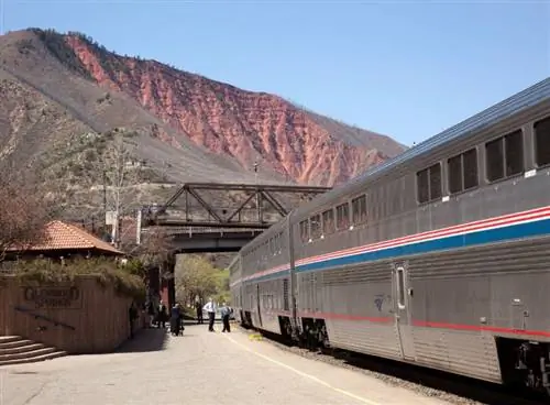 поезд амтрак