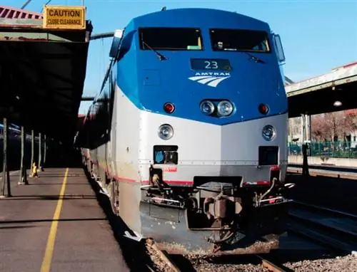поезд амтрак
