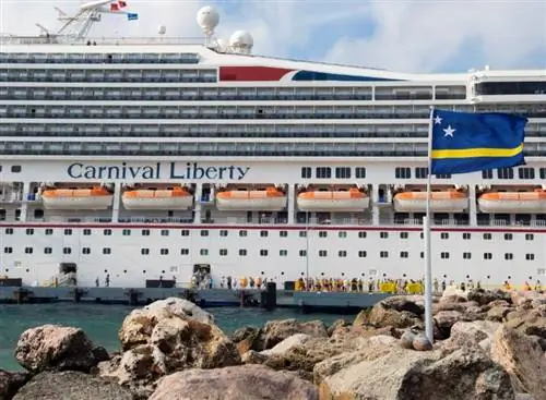 Карнавальный корабль свободы