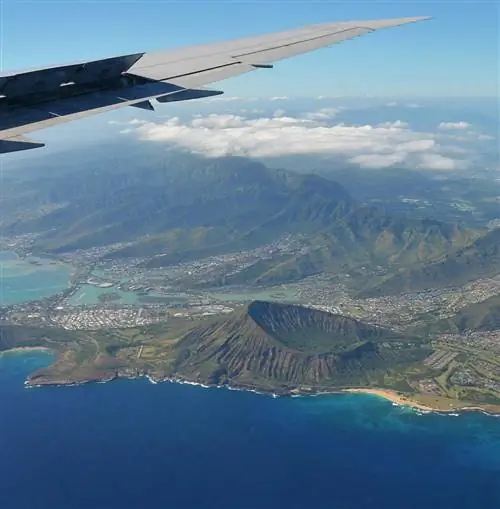 Самолет приземлился на Гавайях