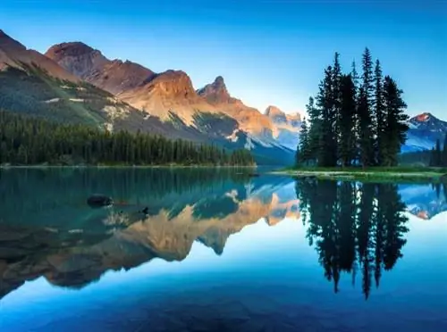 Канада природа озеро горы