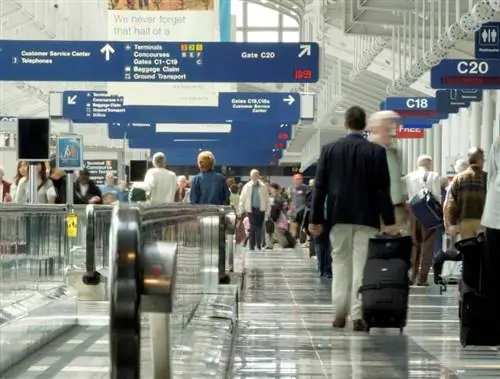 загруженный аэропорт