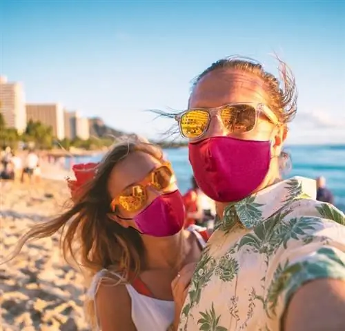 маска путешественника пляж Гавайи