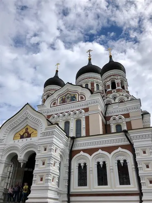 Эстония возобновляет туризм