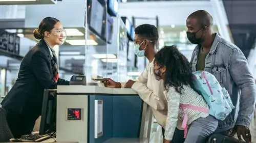 Обязательное ношение масок на авиалиниях США может быть отменено к сентябрю