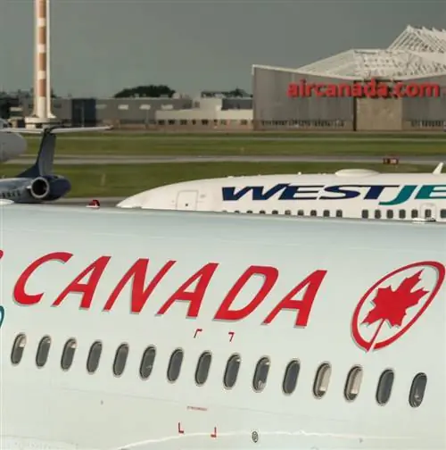 Самолет Эйр Канада