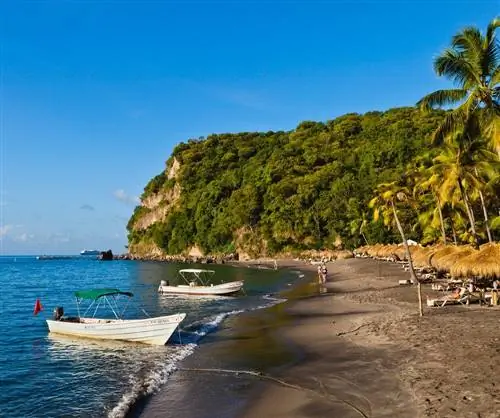 Пляж и риф Анс Частанет