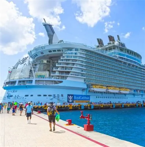 Королевский карибский корабль в Карибском бассейне