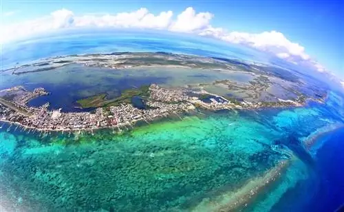 Белиз теперь разрешает въезд вакцинированным путешественникам без тестирования