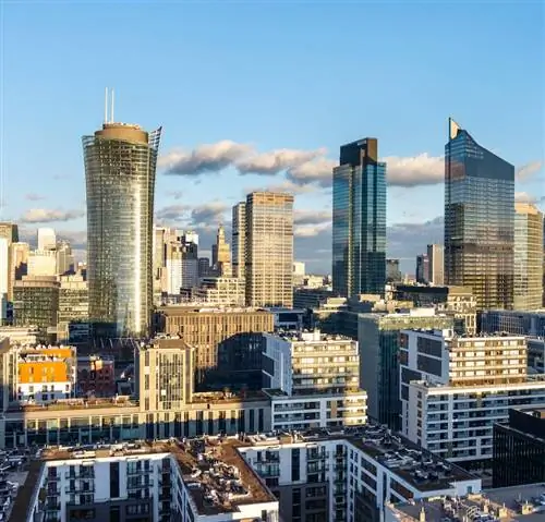 Варшава горизонт города солнечный день