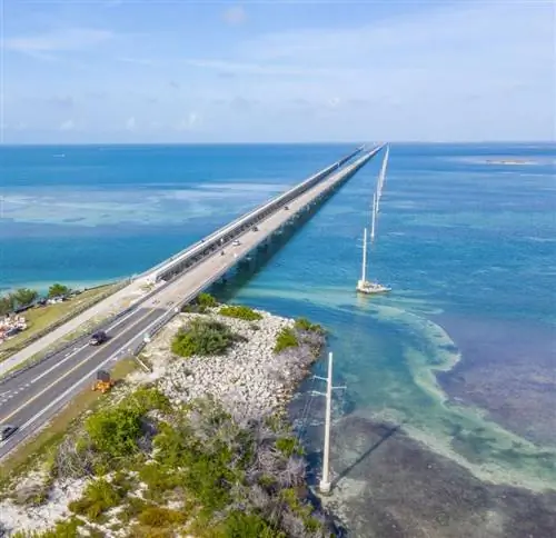 Заморское шоссе