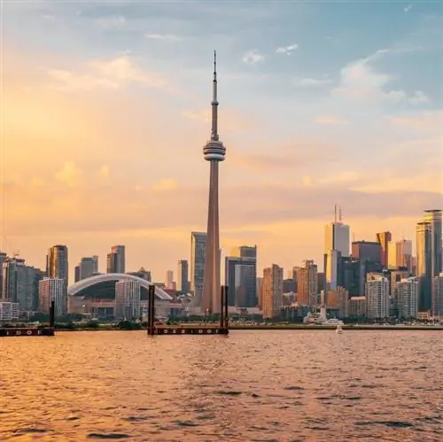 Горизонт Торонто на закате
