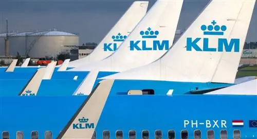 KLM возобновляет полеты в США после снятия запрета на поездки в Европу